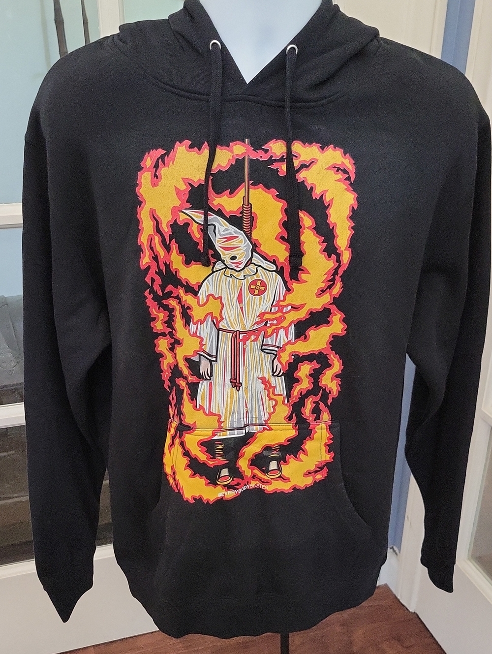 EVERYBODY SKATES "Burning Klansman" Graphic Black Pullover Hoodie | Size: M
